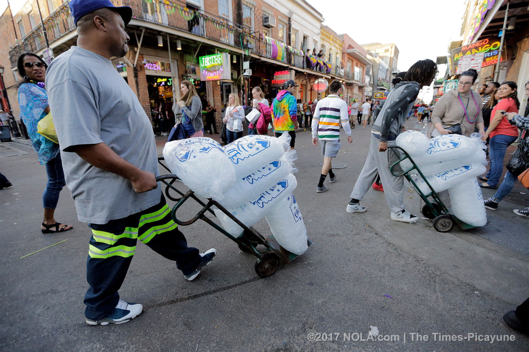 Scenes from Mardi Gras merriment in the French Quarter: photo gallery